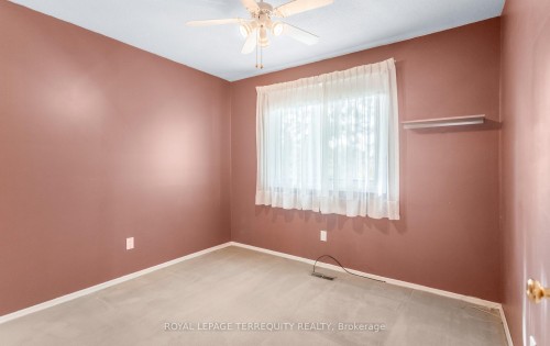 1-6650 Falconer Drive, Mississauga, ON 