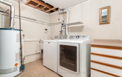 1-6650 Falconer Drive, Mississauga, ON 