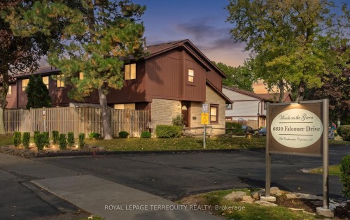 1-6650 Falconer Drive, Mississauga, ON 