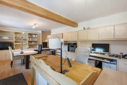 Bureau - 