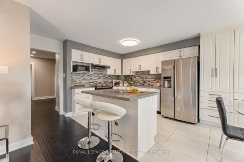 2053 Blue Ridge Crescent, Pickering, ON 