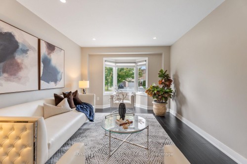 2053 Blue Ridge Crescent, Pickering, ON 