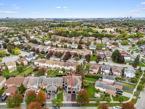 2053 Blue Ridge Crescent, Pickering, ON 