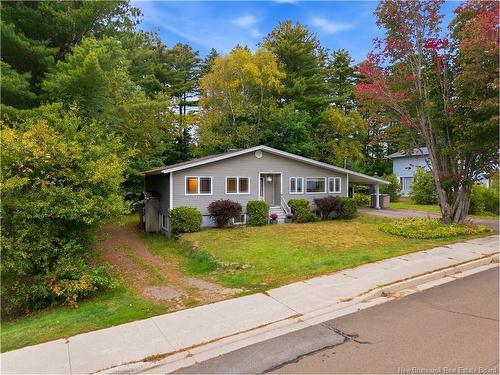 40 Dewitt Acres, Fredericton, NB 