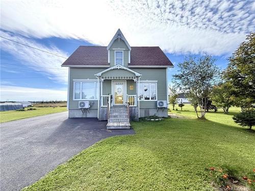 133 Rue Du Bassin, Lamèque, NB 