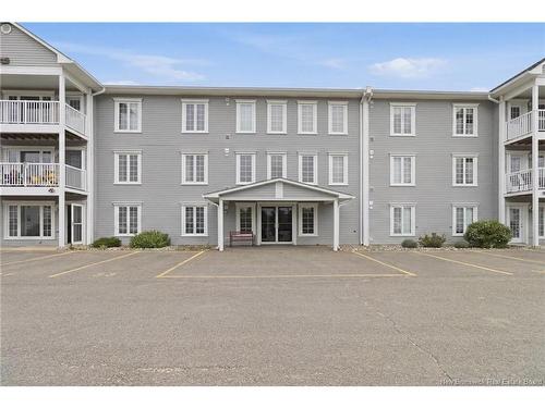 14-185 Reynolds St, Fredericton, NB 