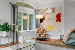 Salon - 