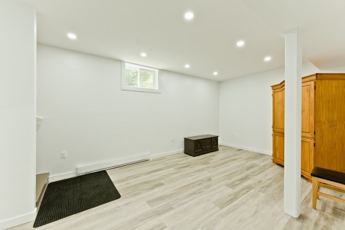 Salle familiale - 767 Route De Mansonville, Potton, QC 