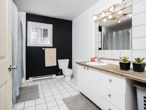 Bathroom - 54 Place Terrasse-Boucher, Pincourt, QC 