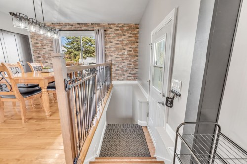Escalier - 37 Rue Du Grand-Sault, Québec (Beauport), QC 