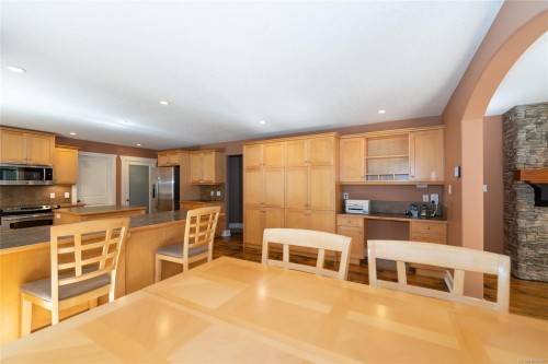 3079 Jameson Rd, Nanaimo, BC 