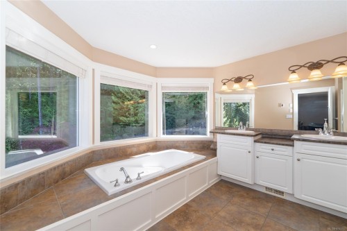 3079 Jameson Rd, Nanaimo, BC 