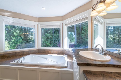 3079 Jameson Rd, Nanaimo, BC 