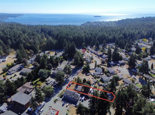 589 Ledsham Rd, Colwood, BC 
