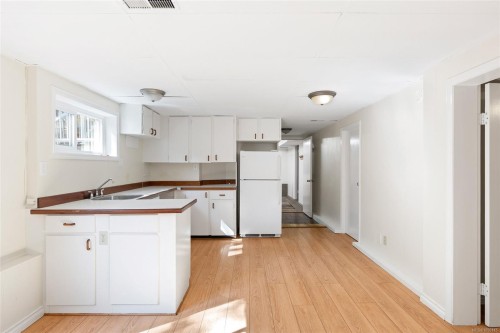 1055 Clarke Rd, Central Saanich, BC 