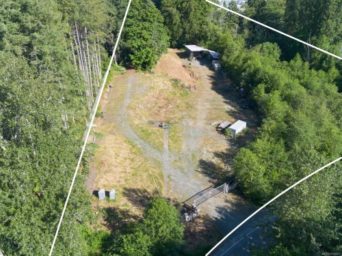 10844 Westdowne Rd, Ladysmith, BC 