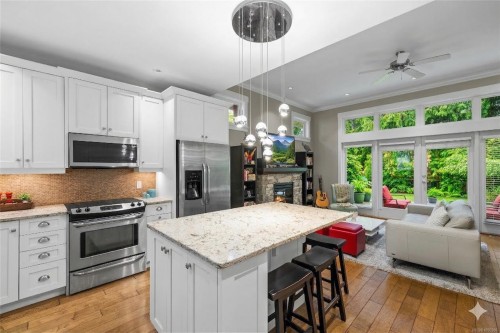 #62-5251 Island Hwy West, Qualicum Beach, BC 