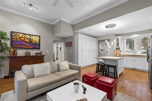#62-5251 Island Hwy West, Qualicum Beach, BC 