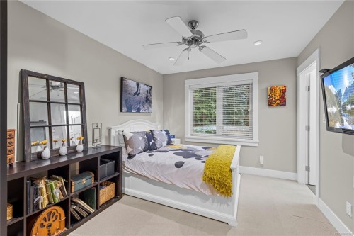 #62-5251 Island Hwy West, Qualicum Beach, BC 