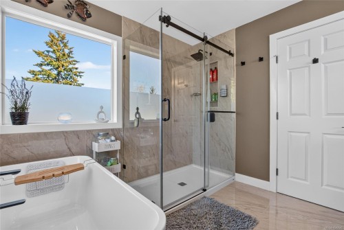 4675 Davenport Rd, Cowichan Bay, BC 