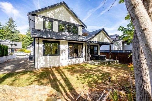 #4-2880 Arden Rd, Courtenay, BC 