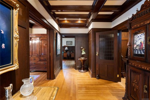 1030 St. Charles St, Victoria, BC 