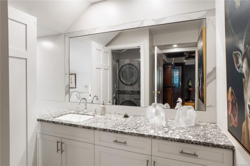 1030 St. Charles St, Victoria, BC 