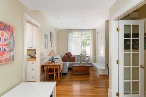 1030 St. Charles St, Victoria, BC 
