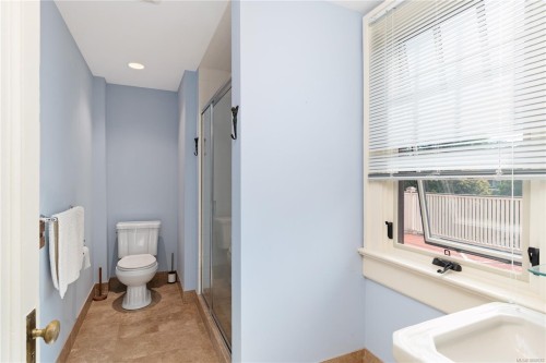 1030 St. Charles St, Victoria, BC 