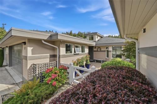 #17-500 Corfield St South, Parksville, BC 