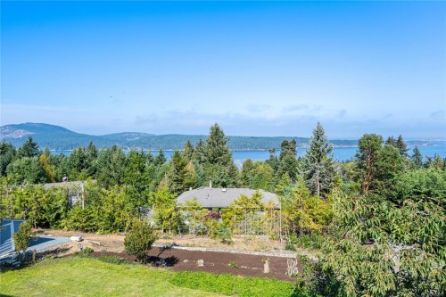 8108 Southwind Dr, Lantzville, BC 