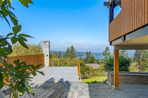 8108 Southwind Dr, Lantzville, BC 