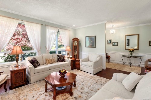 2561 Hebrides Cres, Courtenay, BC 