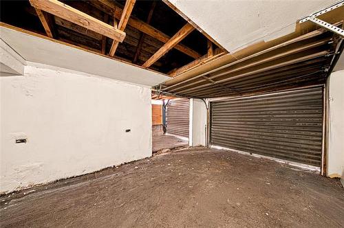 40 Hart Ave, Winnipeg, MB 