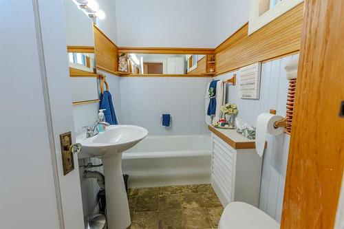 459 Inkster Blvd, Winnipeg, MB 