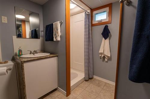 459 Inkster Blvd, Winnipeg, MB 