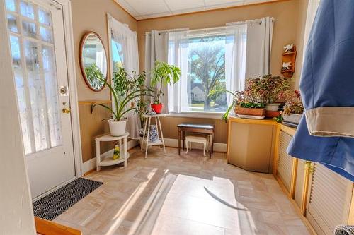 459 Inkster Blvd, Winnipeg, MB 