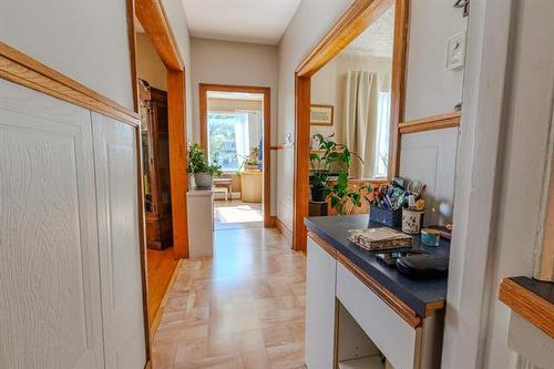 459 Inkster Blvd, Winnipeg, MB 