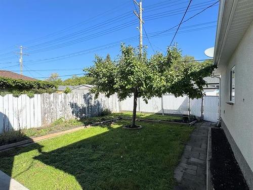 91 Buttercup Ave, Winnipeg, MB 