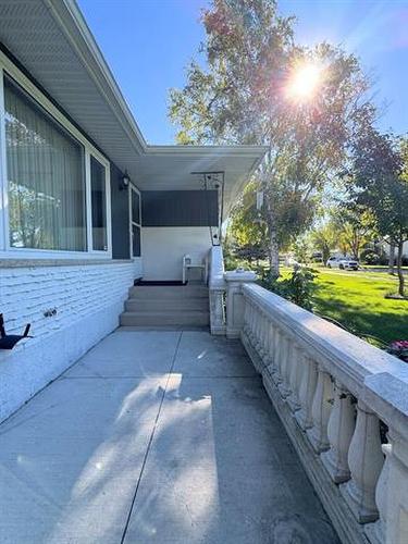 91 Buttercup Ave, Winnipeg, MB 