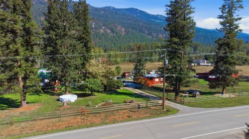 1385 6 Highway, Cherryville, BC 