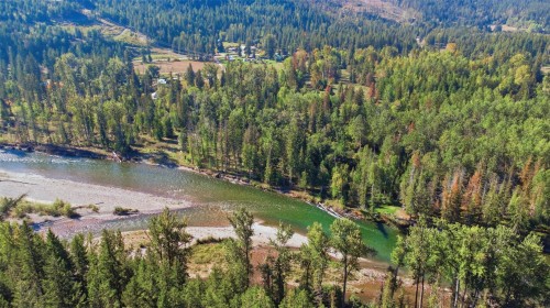 1385 6 Highway, Cherryville, BC 