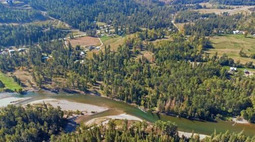 1385 6 Highway, Cherryville, BC 