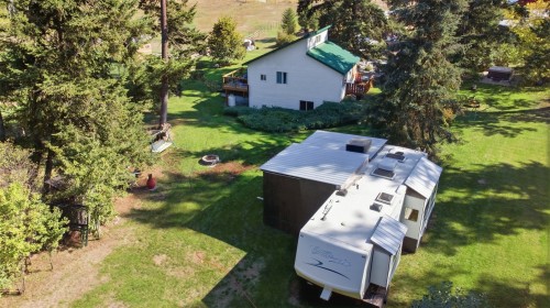 1385 6 Highway, Cherryville, BC 