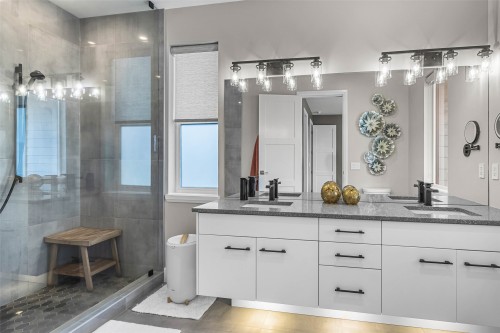 1766 Galore Place, Kamloops, BC 