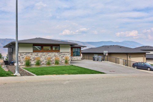 1766 Galore Place, Kamloops, BC 