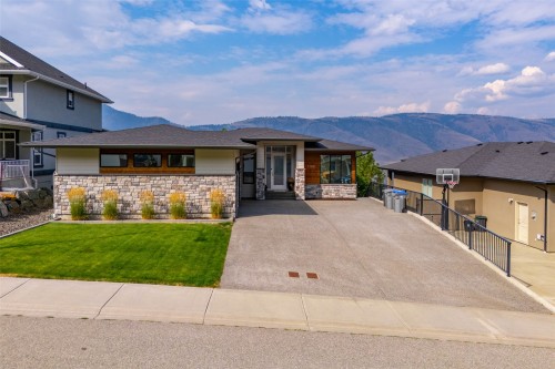 1766 Galore Place, Kamloops, BC 