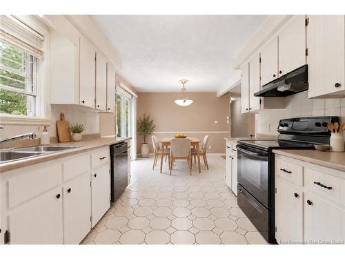 18 Concorde Dr, Lincoln, NB 