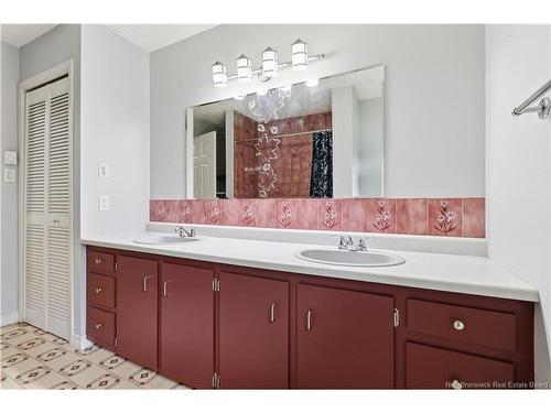 18 Concorde Dr, Lincoln, NB 