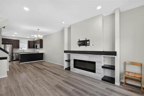 80 Ken Oblik Dr, Winnipeg, MB 